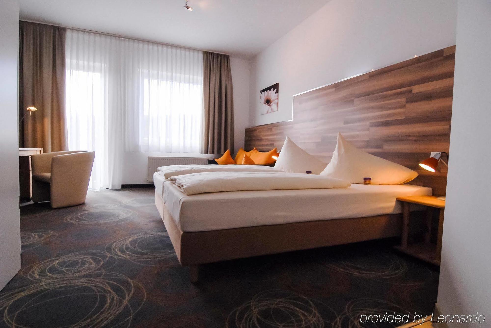 Petul Apart Hotel Residenz إسن المظهر الخارجي الصورة